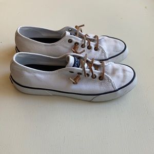 Sperry Canvas Slip On (white; size 7)